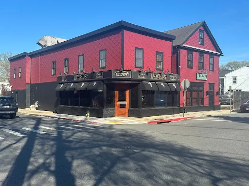 The entrance to Lewnes' Steakhouse in Annapolis, with the blinds drawn upstairs. (Ryan Ross/Capital News Service)