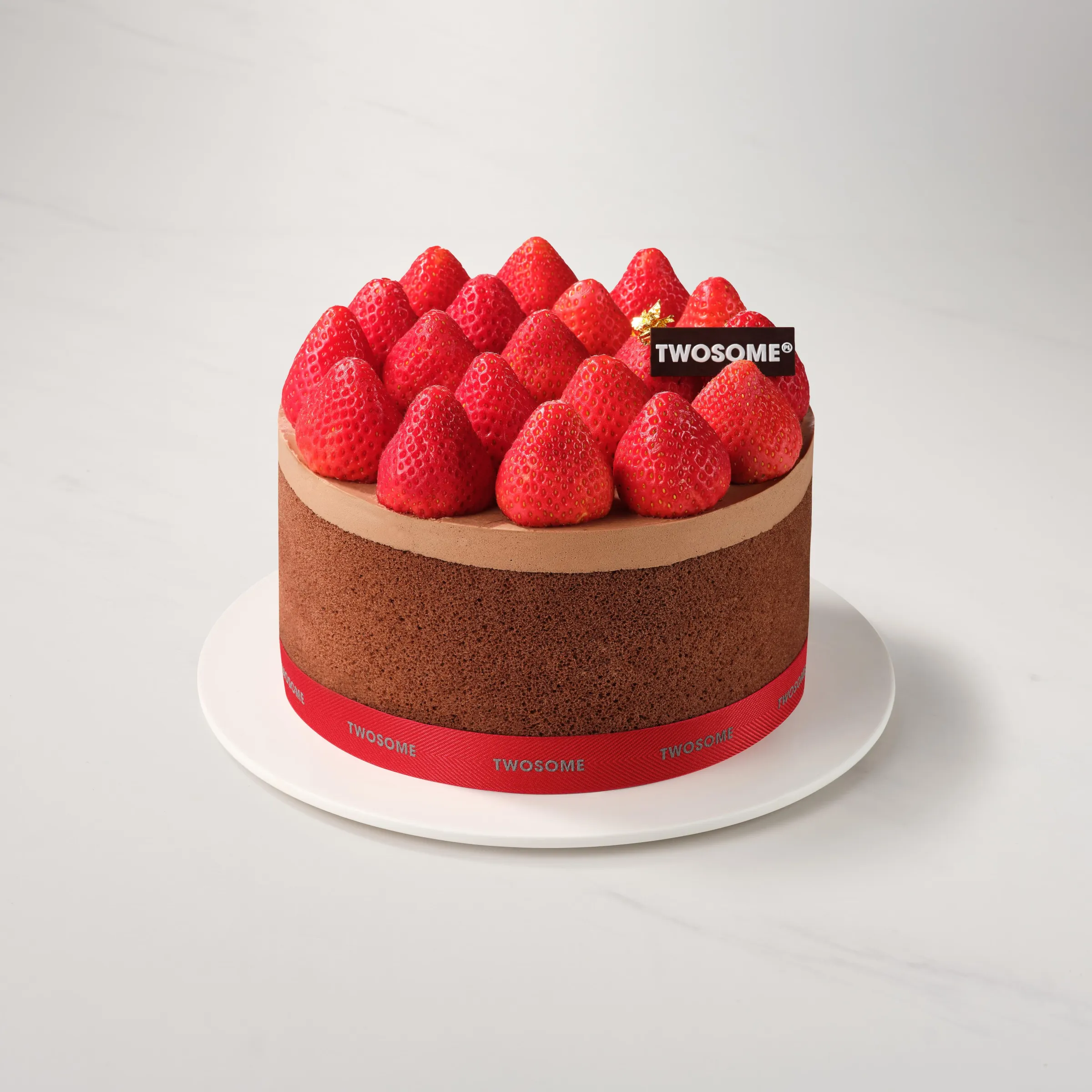 The strawberry chocolate cream cake at Twosome.